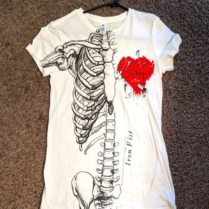 Iron Fist Skele­ton T Shirt Size XL